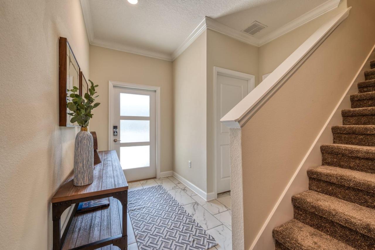 Awesome Home With Private Pool Near Disneyキシミー エクステリア 写真