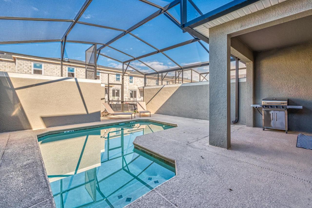 Awesome Home With Private Pool Near Disneyキシミー エクステリア 写真